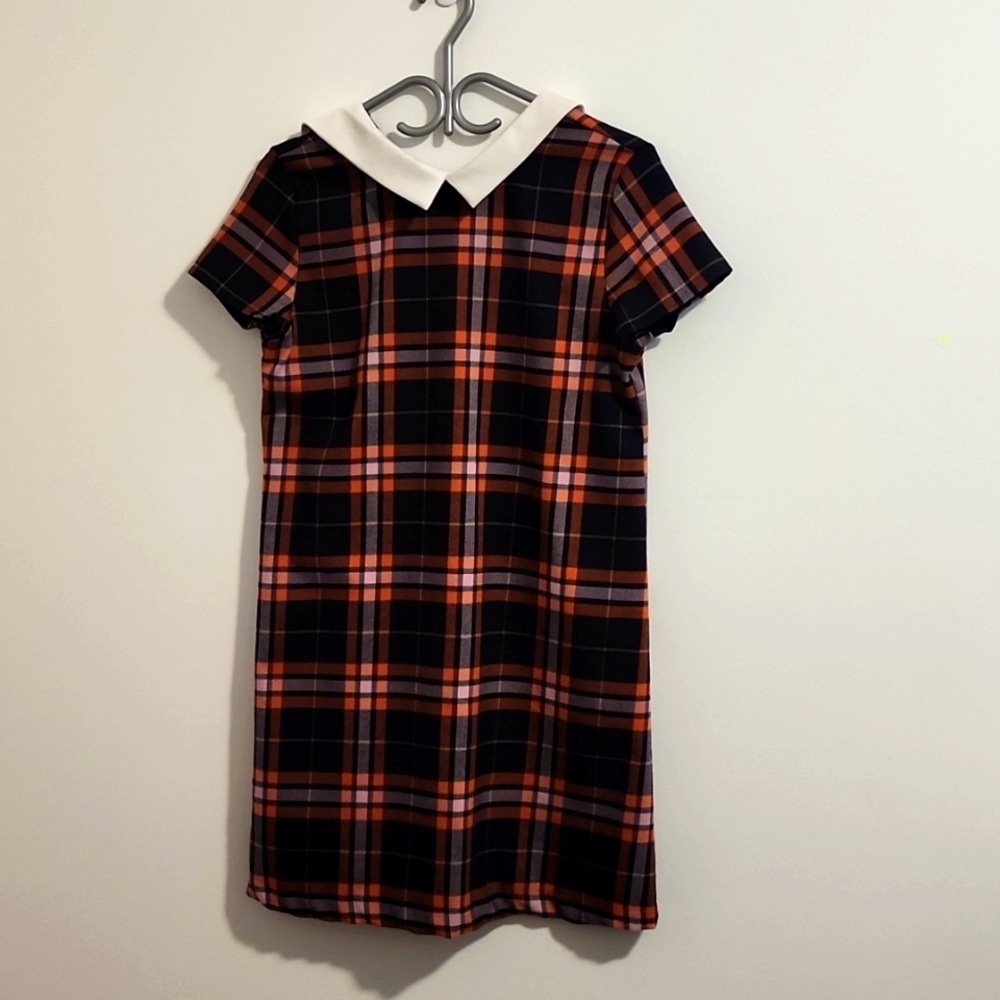 Twik Simons: Medium, Stripes of shades of orange ans black. Cute summer Dress.